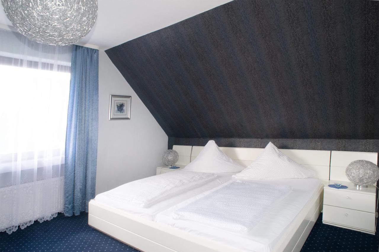 Hotel Garni Haus Schoenberger Heiligenhaus Luaran gambar